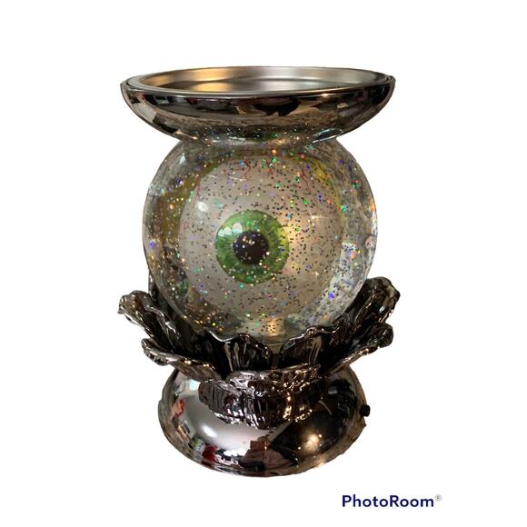 Bath & Body Works 2022 Gothic Eyeball Waterglobe Pedestal Candle Holder New rare - Picture 6 of 9